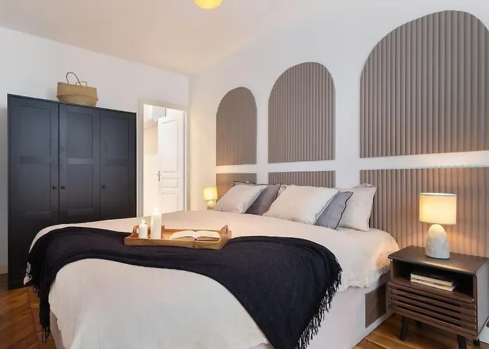 Brenne - 1 Chambre A Montorgueil